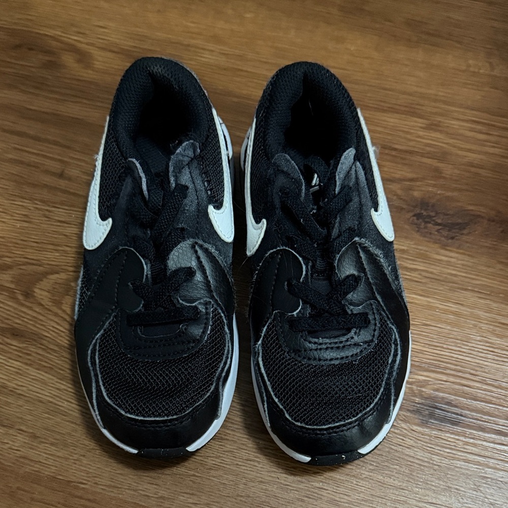 Nike Kids Black and White Sneakers
